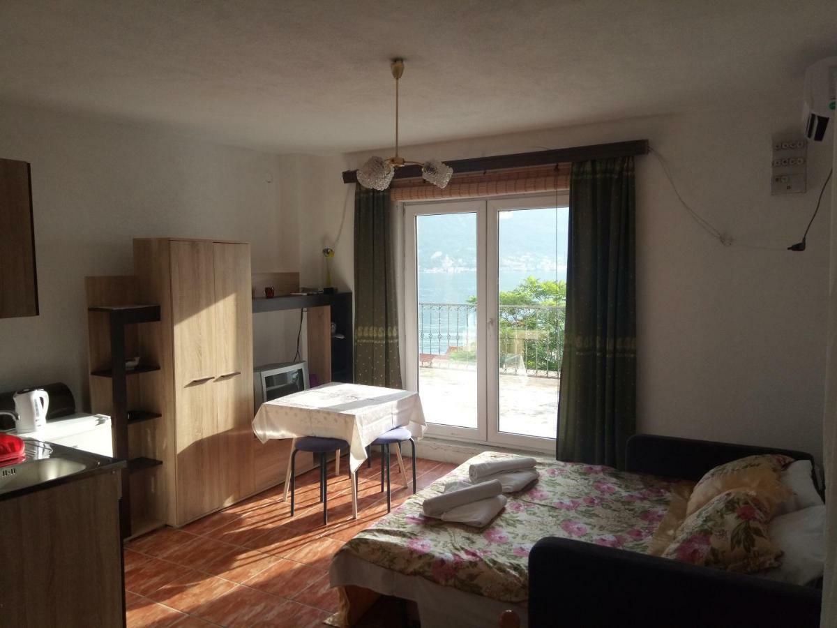 Apartment Vukanic Kotor Extérieur photo